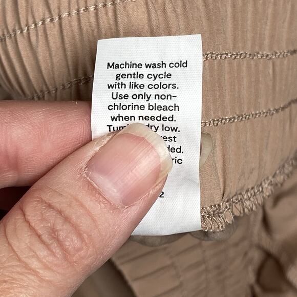 Xersion Shorts Women's Large Wide Waistband High Rise Quick Dri Taupe NWT Pocket - Picture 5 of 6